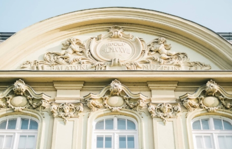 Keszthely Balatoni Múzeum főhomlokzata. Keszthely Balatoni Múzeum főhomlokzata.